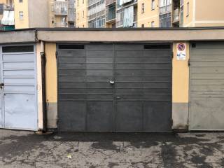 Garage in vendita a moncalieri via sestriere, 53