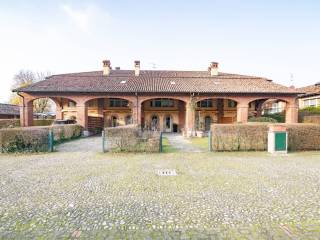 Villa a schiera in vendita a lodi cascina erbagno