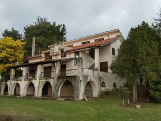 Villa bifamiliare in in affitto da privato a velletri via del girasole, 5