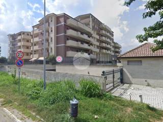 Garage in vendita a garbagnate milanese via vittorio veneto, 111