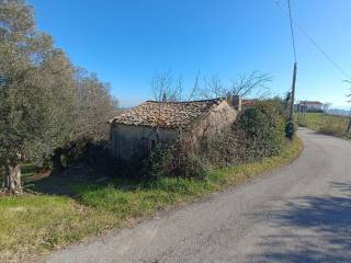 Rustico in vendita a lanciano strada comunale fontanelle