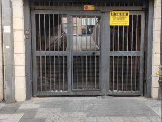 Posto auto in vendita a bari via giulio petroni, 30