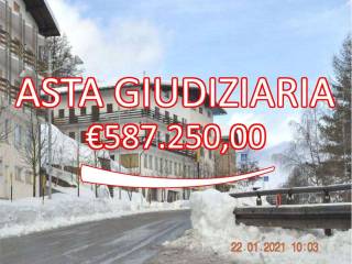 Albergo all'asta a trento strada di vaneze , 33