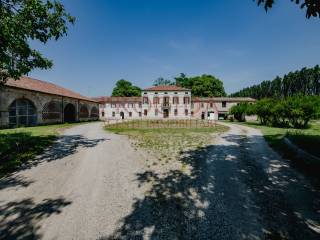 Appartamento in vendita a mantova strada cinciana, 2