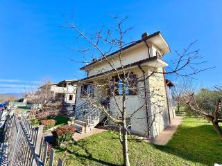 Villa in vendita a rieti via g. gregori, 10