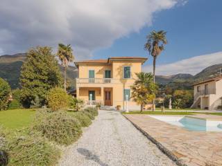 Villa in vendita a camaiore via badia