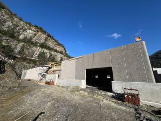 Magazzino in affitto a rapallo via san pietro