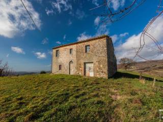 Rustico in vendita a semproniano strada provinciale sovana