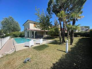 Villa in in vendita da privato a rosolina via settima ovest, 4