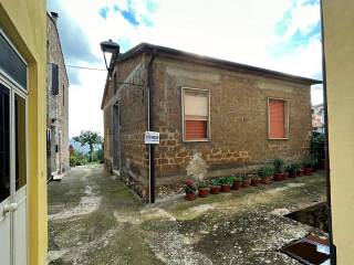 Villa in affitto a giove largo cesare battisti