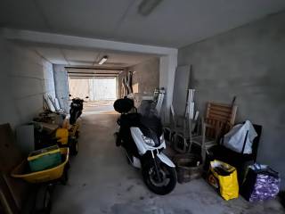 Garage in vendita a montecchio maggiore via brigata stella, 7