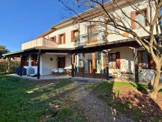 Villa in vendita a mogliano veneto via giulio de zuliani