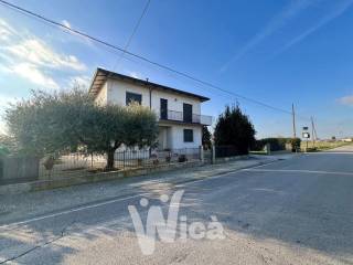 Casa indipendente in vendita a cesena 