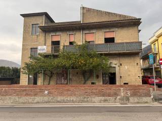 Casa indipendente in vendita a castel san giorgio via tenente bruno lombardi