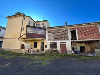 Casa indipendente in vendita a portacomaro corso matteotti