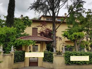 Casa indipendente in vendita a castelfranco emilia via antonio ligabue