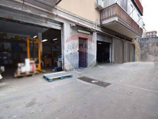 Garage in vendita ad acireale via tupparello