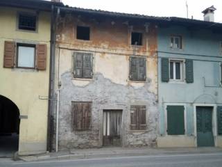 Casa indipendente in vendita a cormons via 24 maggio, 71