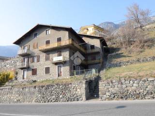 Casa indipendente in vendita a châtillon località soleil, 13