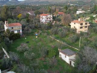 Villa in vendita a fara in sabina via di campo maggiore