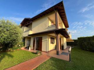 Villa a schiera in vendita a lazise strada del barum