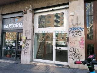 Negozio in affitto a roma via nomentana, 332