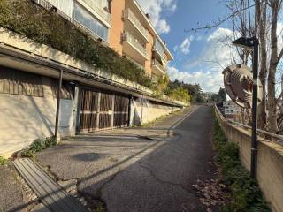 Garage in vendita a roma via giorgio bo, 35