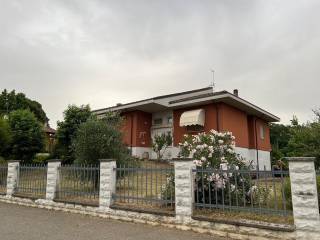 Villa in vendita a codogno vicolo fossadazzo