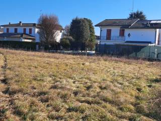 Terreno residenziale in vendita a cento via gazzinella