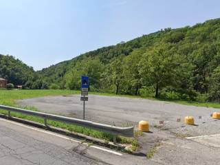 Posto auto in affitto a berbenno via antonio stoppani, 5