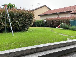 Villa bifamiliare in in vendita da privato a milano via enrico fermi, 8