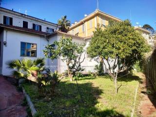 Villa in vendita a imperia 