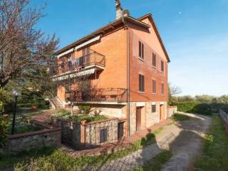 Villa in vendita a buonconvento via arbia