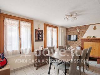 Villa in vendita a cornedo vicentino piazza aldo moro, 50