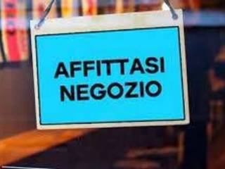 Negozio in affitto a jesolo piazza brescia