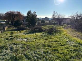 Terreno residenziale in vendita a saltrio via diocleziano