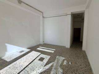 Articoli da regalo/casalinghi in in affitto da privato a reggio di calabria via achille sacchi