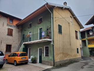 Casa indipendente in vendita a serravalle sesia via parrocchiale, 5