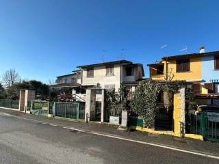 Villa a schiera in vendita a chieve via indipendenza, 18