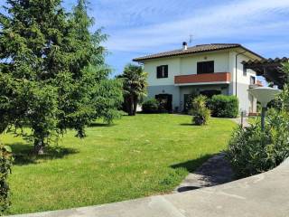 Villa in vendita a campli sp. 17a,22 pagannoni, 61