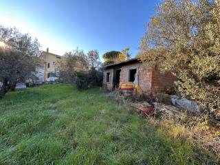 Rustico in vendita a villa san giovanni in tuscia viale europa