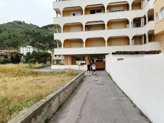 Garage in vendita a ventimiglia lungomare trento trieste, 65