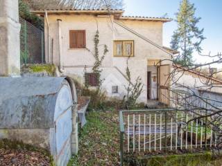 Casa indipendente in vendita a rieti via cerenaro