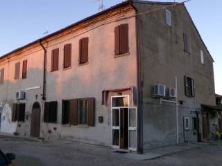 Casa indipendente in vendita a ferrara via argenta, 25/a