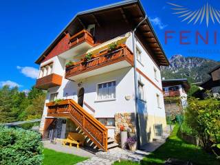 Casa indipendente in vendita ad auronzo di cadore via ciastel