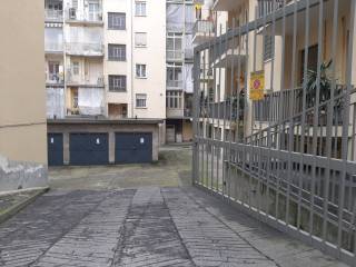 Garage in affitto a torino corso carlo e nello rosselli, 105/7