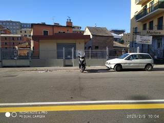 Negozio in affitto a genova corso europa