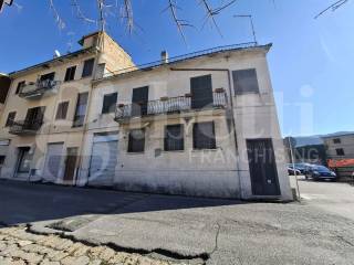 Casa indipendente in vendita a isola del liri via lungoliri trito, 15