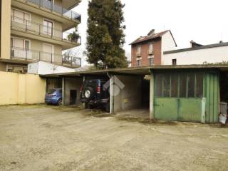 Posto auto in affitto a torino corso casale, 102