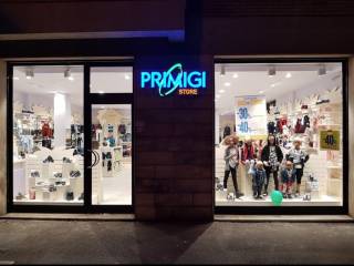 Abbigliamento in in vendita da privato a poggibonsi via pisana, 101